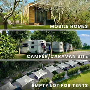 Seregner Agricamping & Homes - Adults Only 18 , Monzambano Italië
