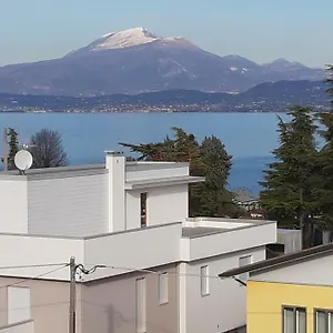 Marianna Garda , Peschiera del Garda Italië